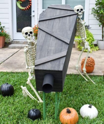 Best Outdoor Halloween Decoration Ideas of